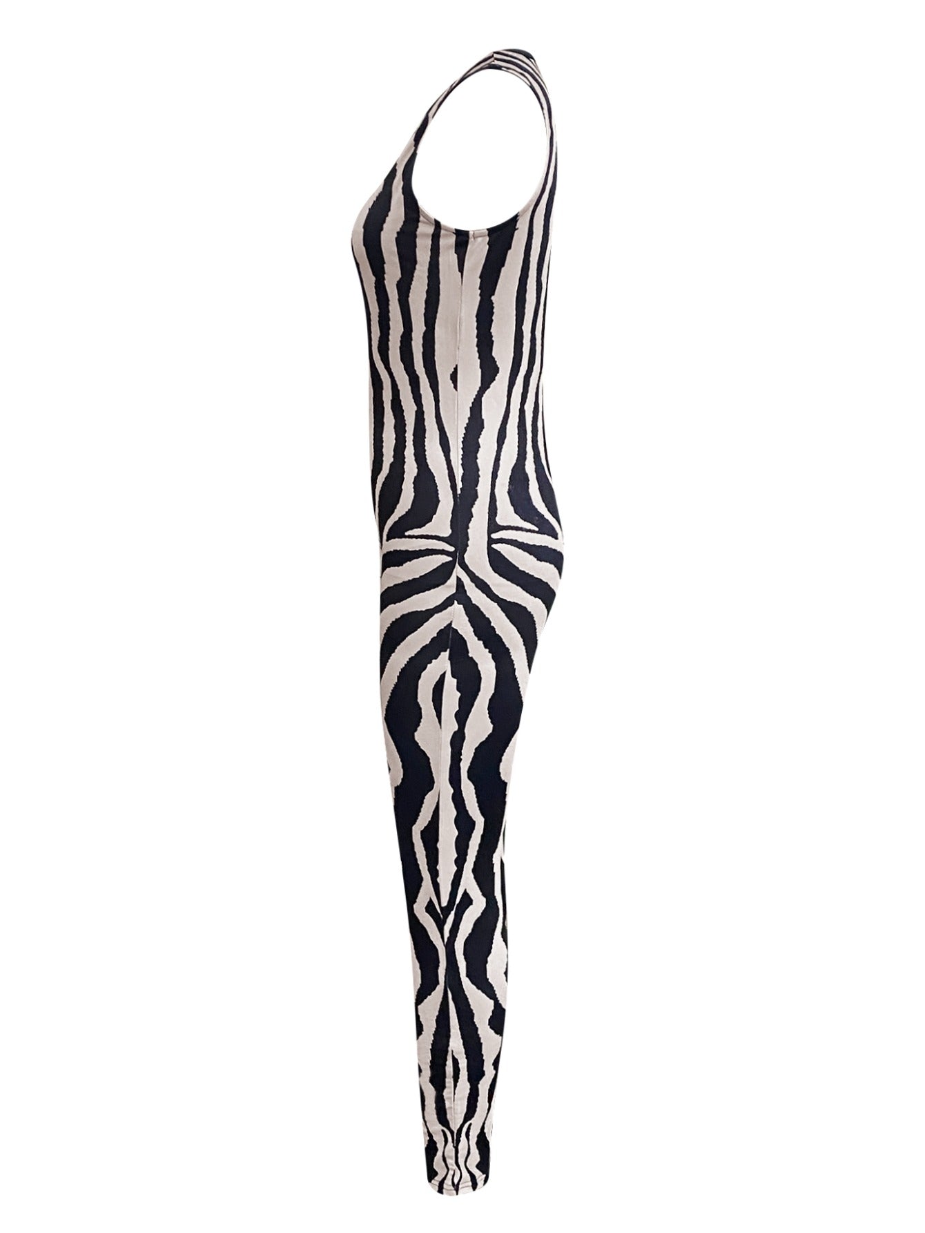 Effortlessly Elegant Garment with a Timeless Design