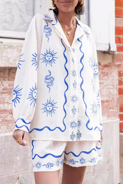 Effortlessly Elegant Garment with a Timeless Design