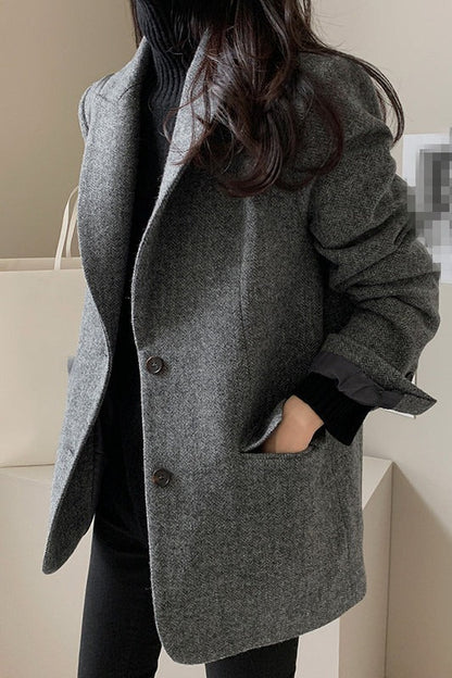 Gracefully Styled Garment for Any Occasion
