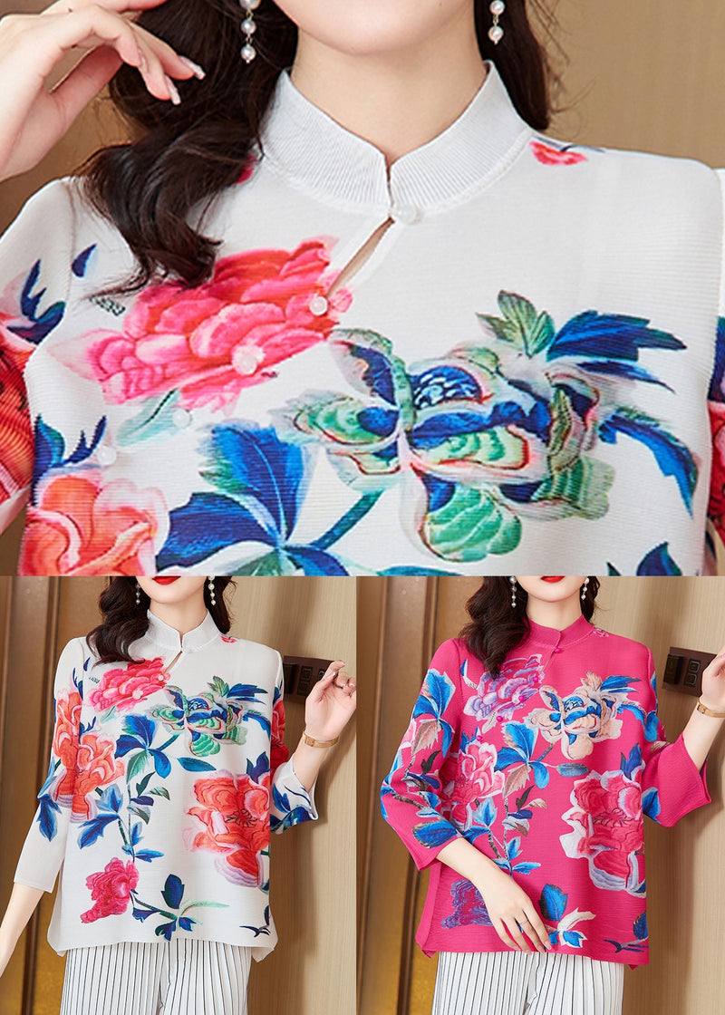 Well Tailored Top with a Graceful Silhouette