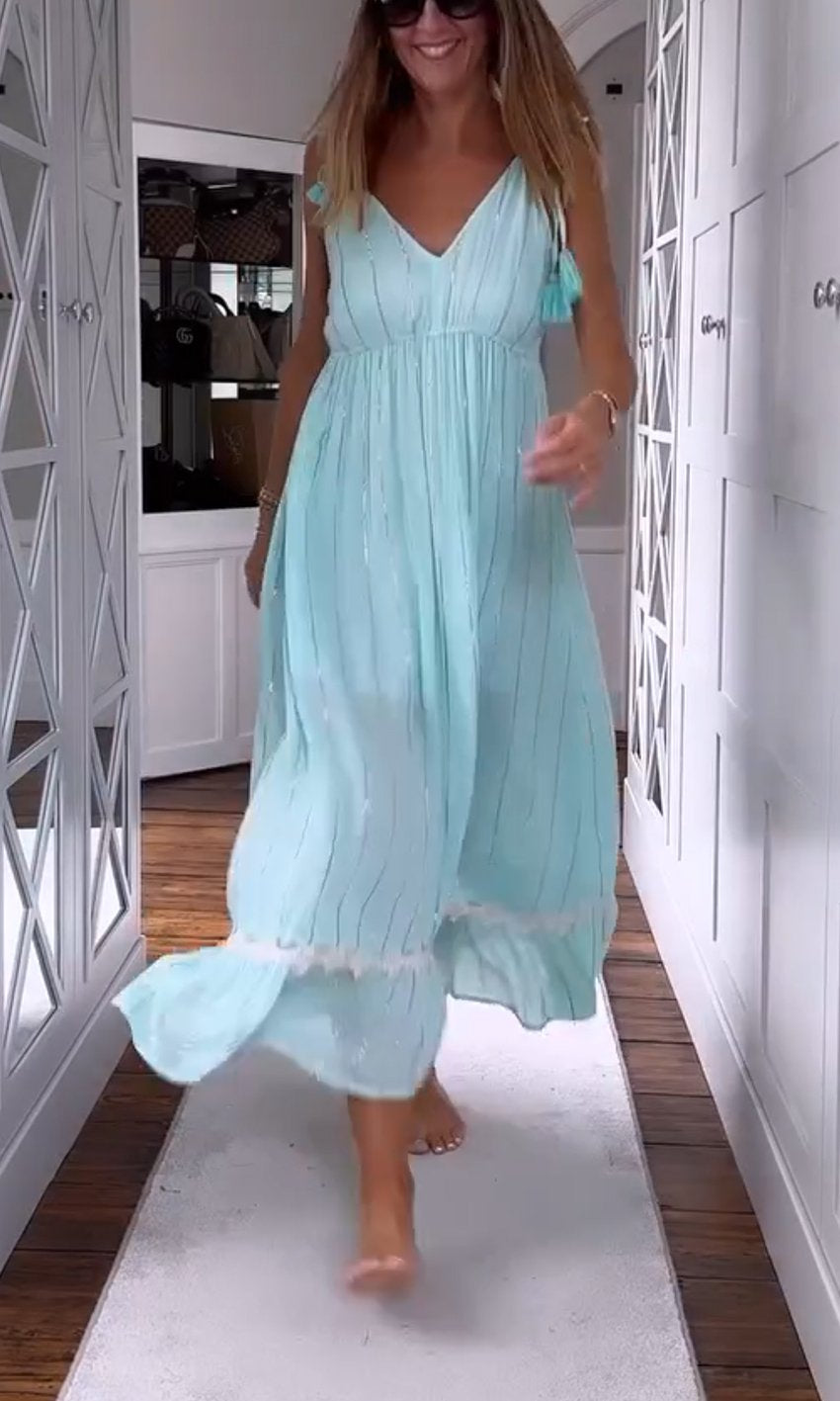 Classic Vintage & Enduringly Stylish Dress