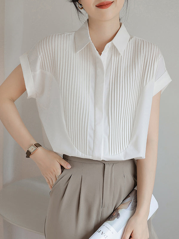 Effortlessly Elegant Blouse with a Timeless Design