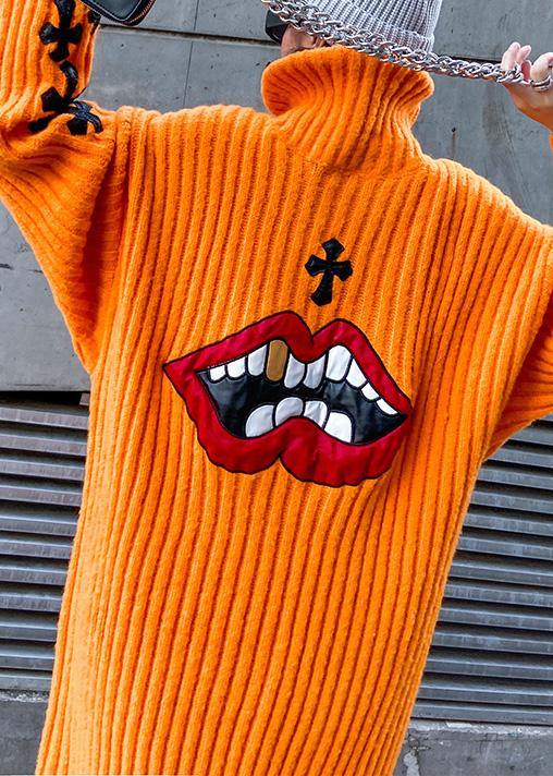 Well Tailored Sweater with a Graceful Silhouette