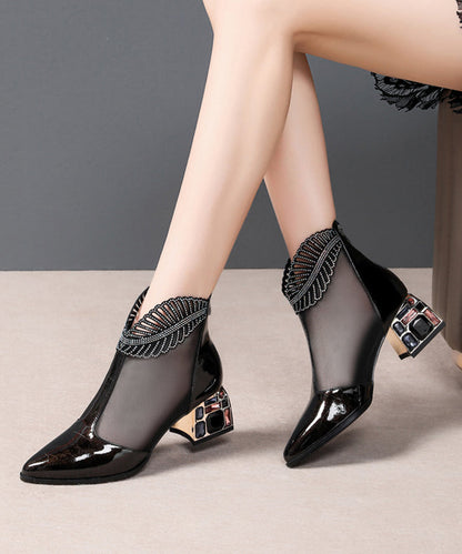 Well Tailored Boots with a Graceful Silhouette