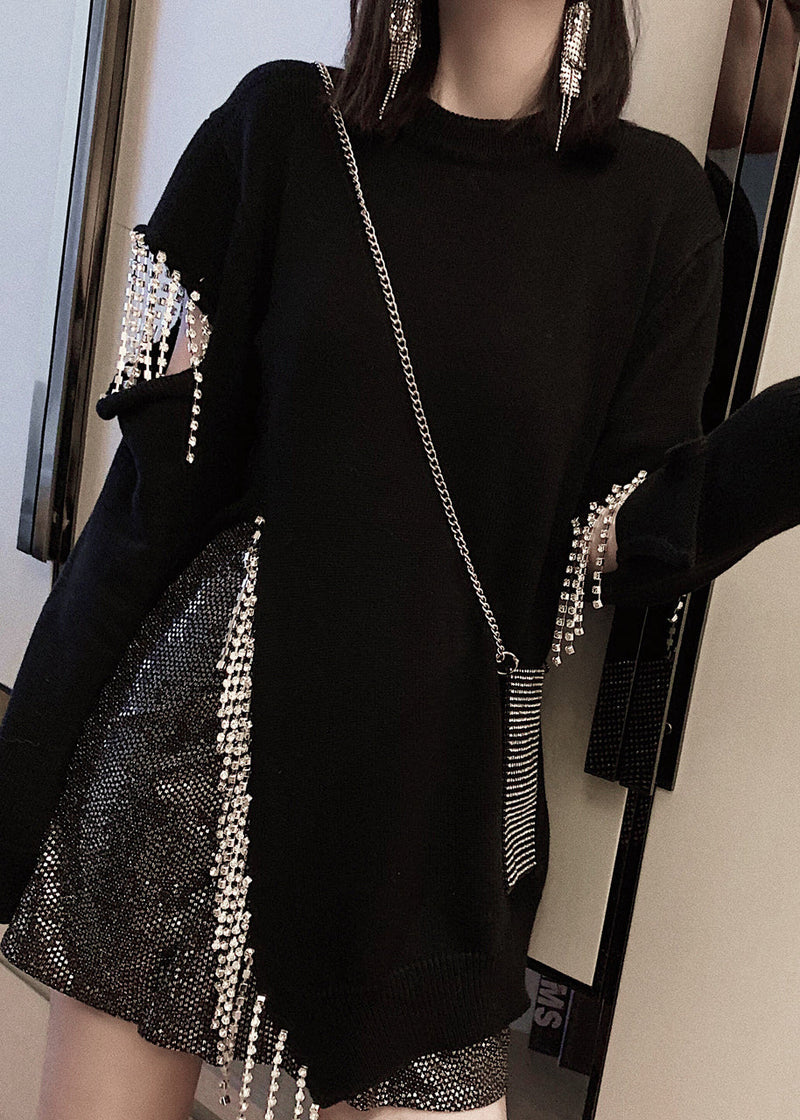 Well Tailored Sweater with a Graceful Silhouette