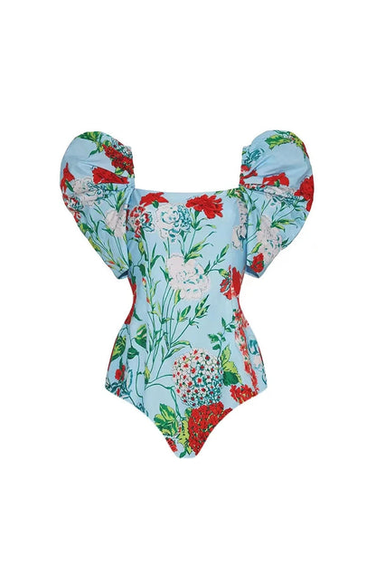Effortlessly Elegant Bikini with a Timeless Design