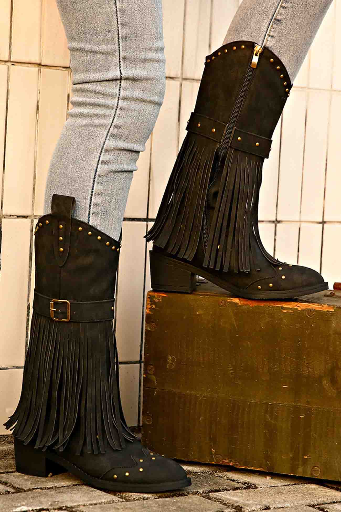 Sophisticated Boots with a Clean Classic Look