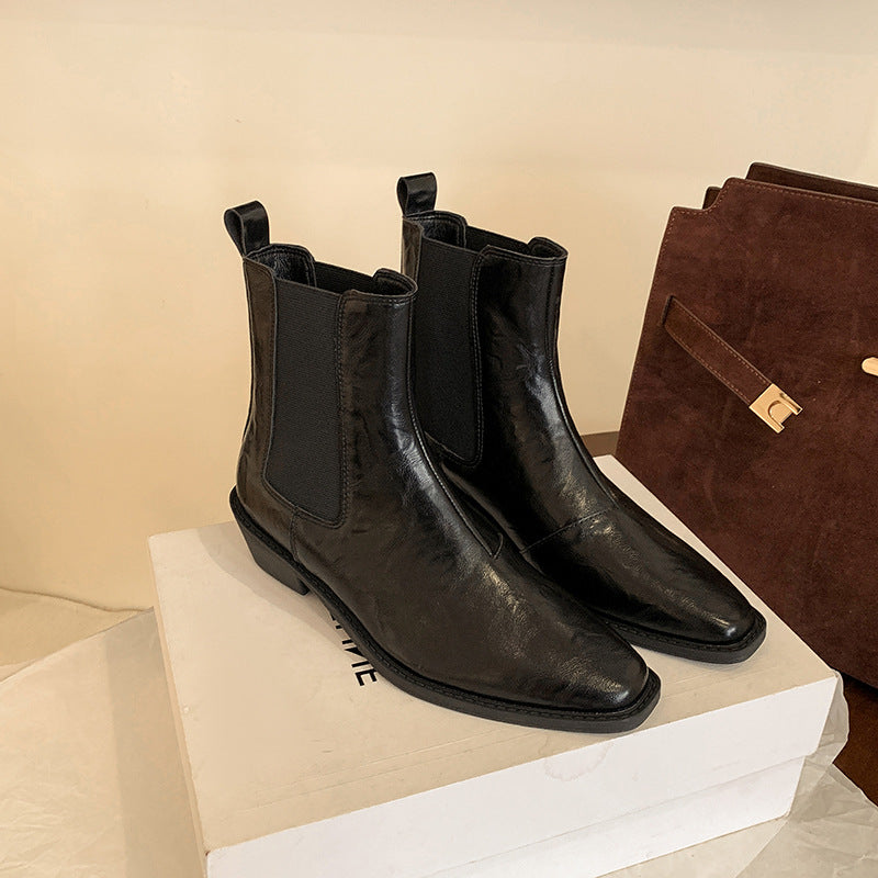 Beautifully Crafted Boots in a Classic Style
