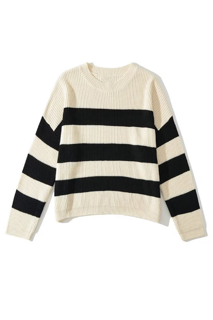 Well Tailored Sweater with a Graceful Silhouette