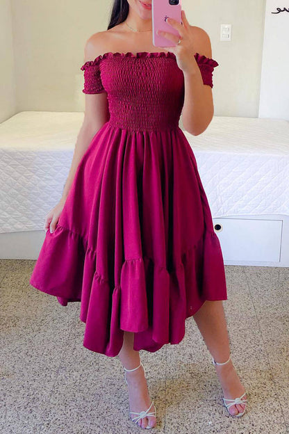Effortlessly Elegant Dress with a Timeless Design