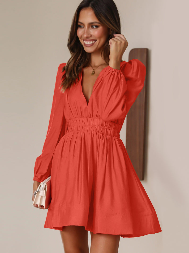 Effortlessly Elegant Dress with a Timeless Design