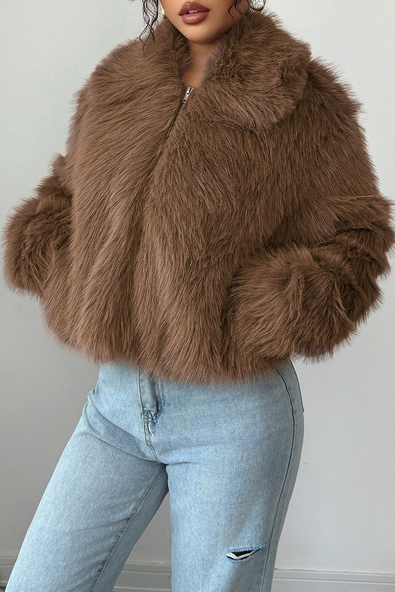 Classic Vintage & Enduringly Stylish Coat