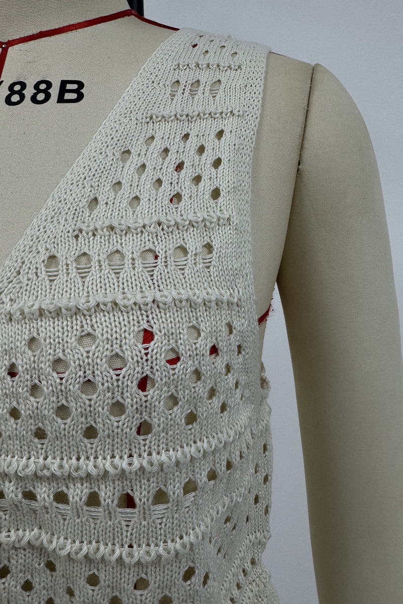 Well Tailored Garment with a Graceful Silhouette