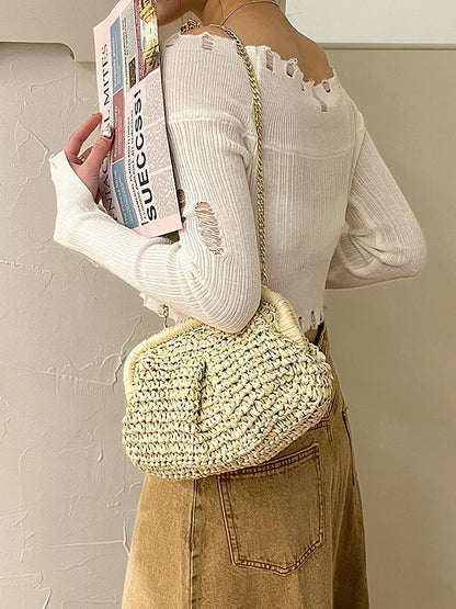 Sophisticated Bag with a Clean Classic Look