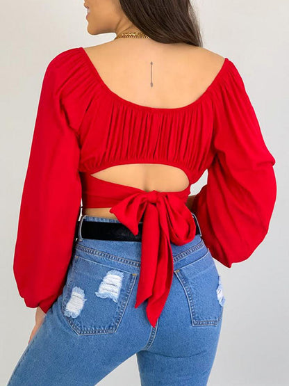 Well Tailored Blouse with a Graceful Silhouette
