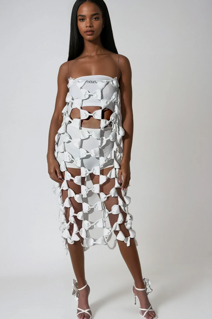 Gracefully Styled Dress for Any Occasion