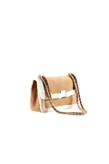 Sophisticated Bag with a Clean Classic Look