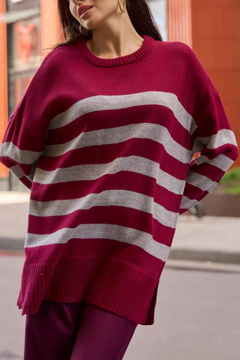 Classic Vintage Pullover with a Flattering Fit
