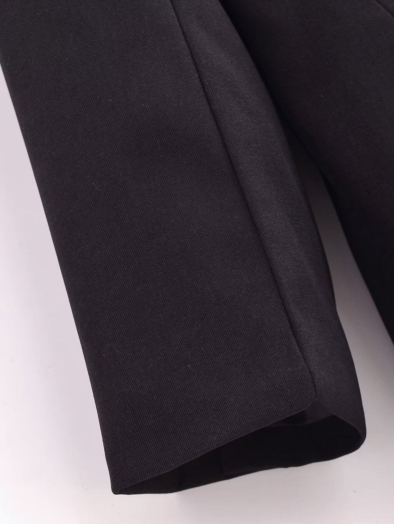 Effortlessly Elegant Garment with a Timeless Design
