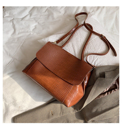 Sophisticated Bag with a Clean Classic Look
