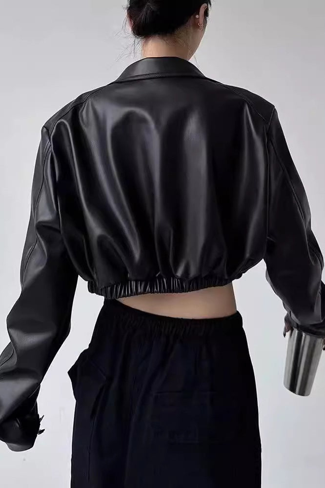 Classic Vintage Jacket with a Flattering Fit