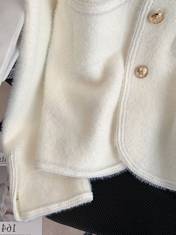 Effortlessly Elegant Cardigan with a Timeless Design