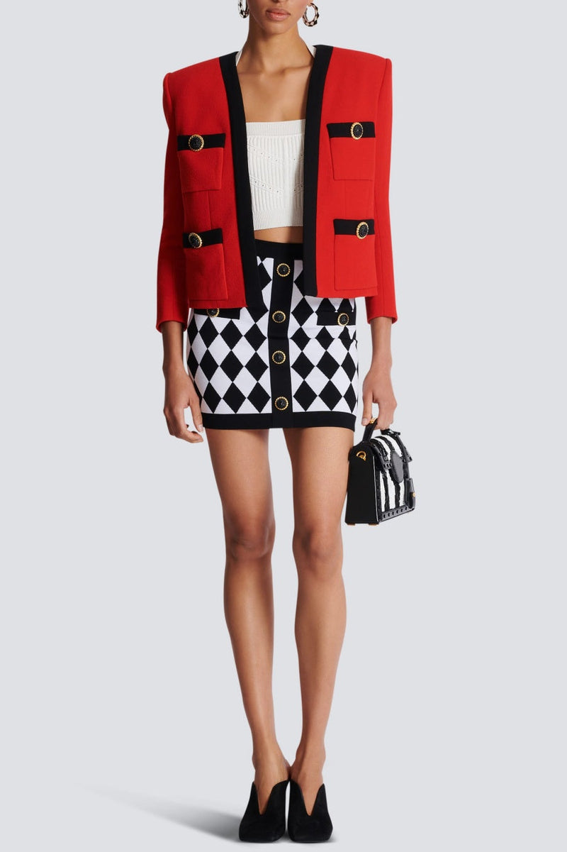 Gracefully Styled Garment for Any Occasion