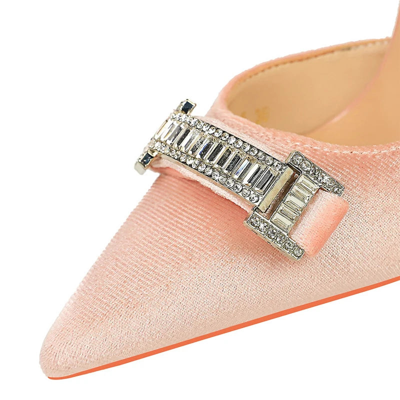 Elegantly Styled Heels for Everyday Wear