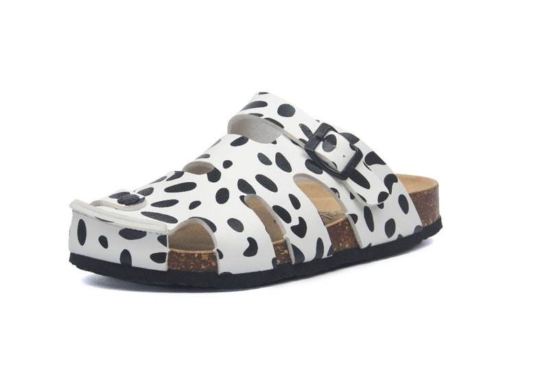 Gracefully Styled Sandals for Any Occasion