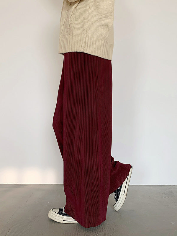 Effortlessly Elegant Pants with a Timeless Design