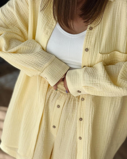 Sophisticated Garment with a Clean Classic Look