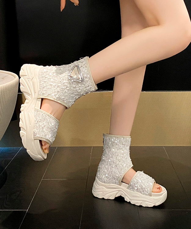 Elegantly Styled Boots for Everyday Wear