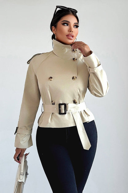Gracefully Styled Jacket for Any Occasion