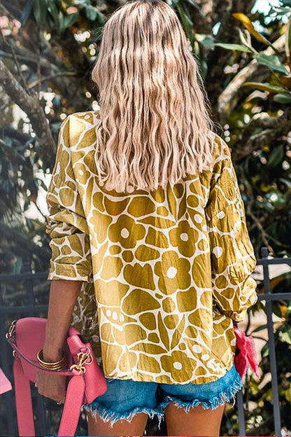 Beautifully Finished Blouse in a Timeless Design