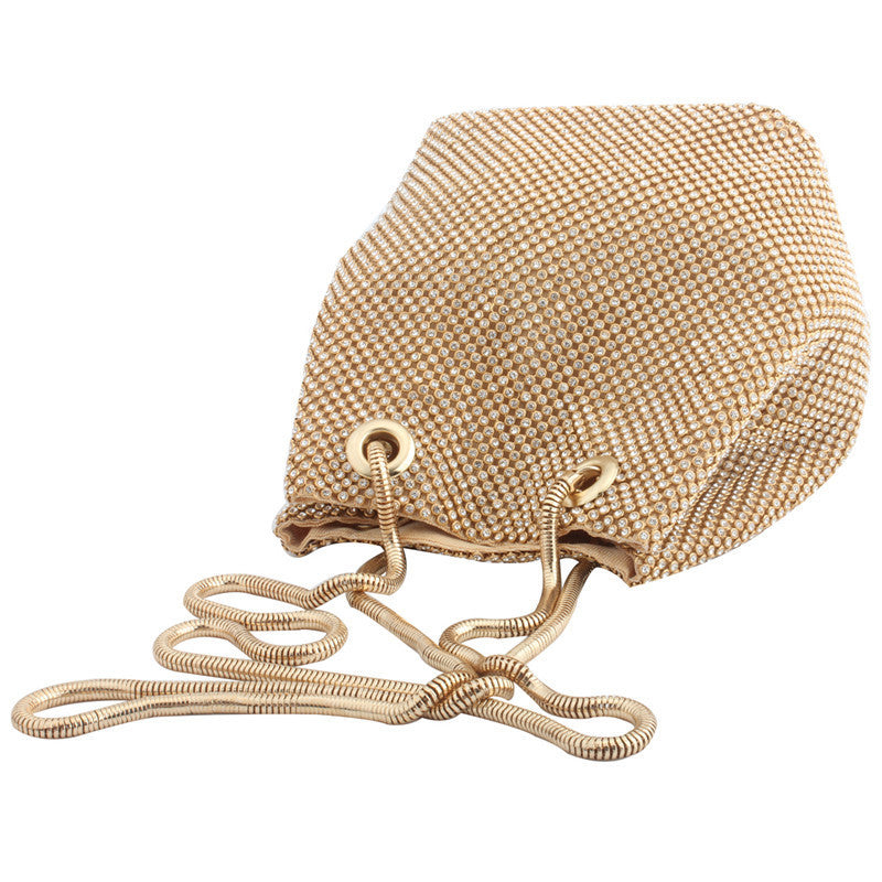 Gracefully Styled Bag for Any Occasion