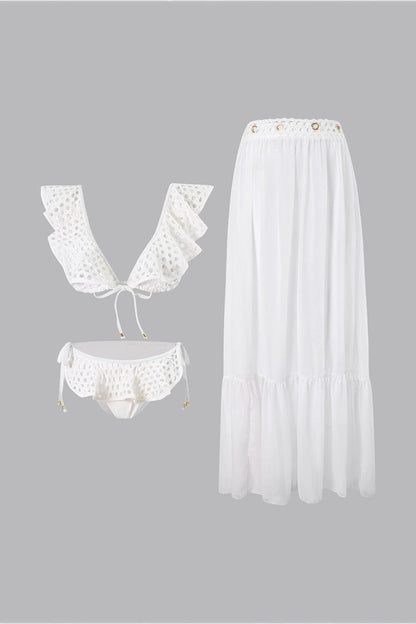 Effortlessly Elegant Swimsuit with a Timeless Design