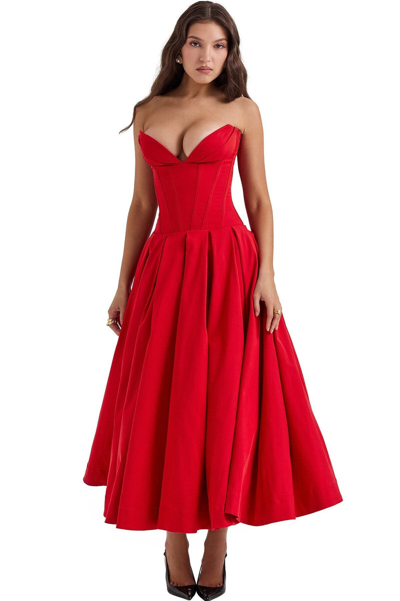 Effortlessly Elegant Dress with a Timeless Design