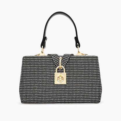 Polished Bag with an Effortless Classic Look