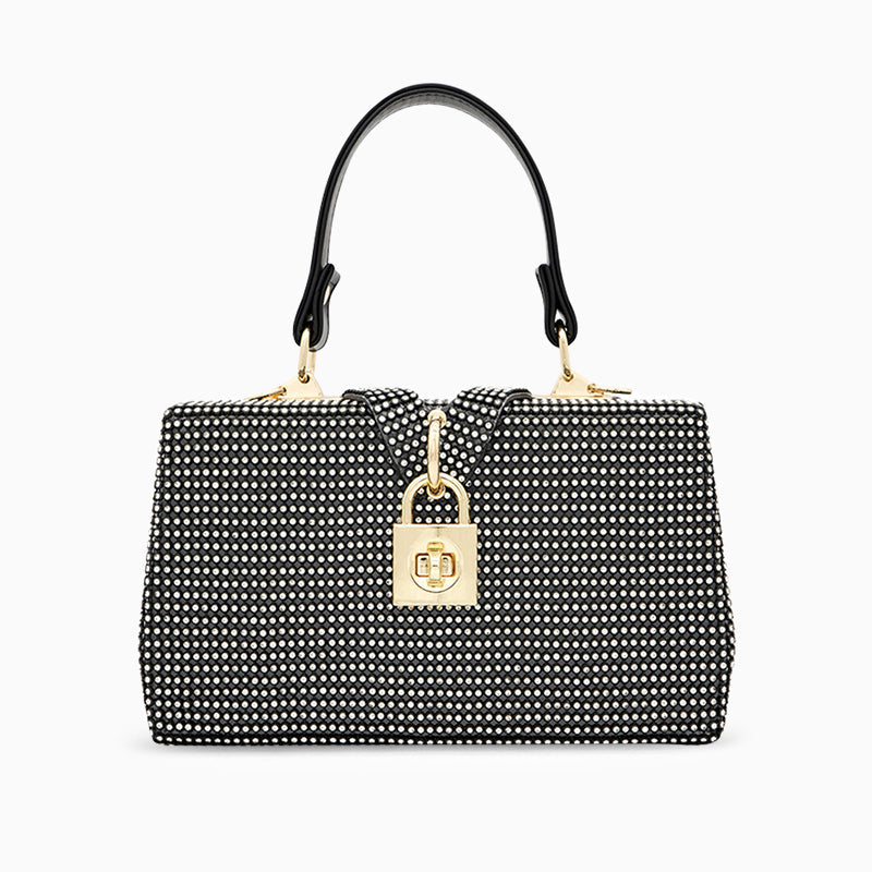 Polished Bag with an Effortless Classic Look