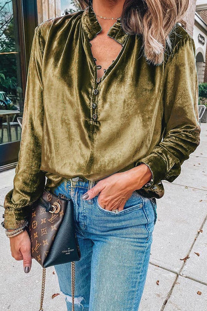 Gracefully Styled Shirt for Any Occasion