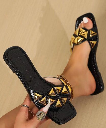 Classic Vintage Sandals with a Flattering Fit