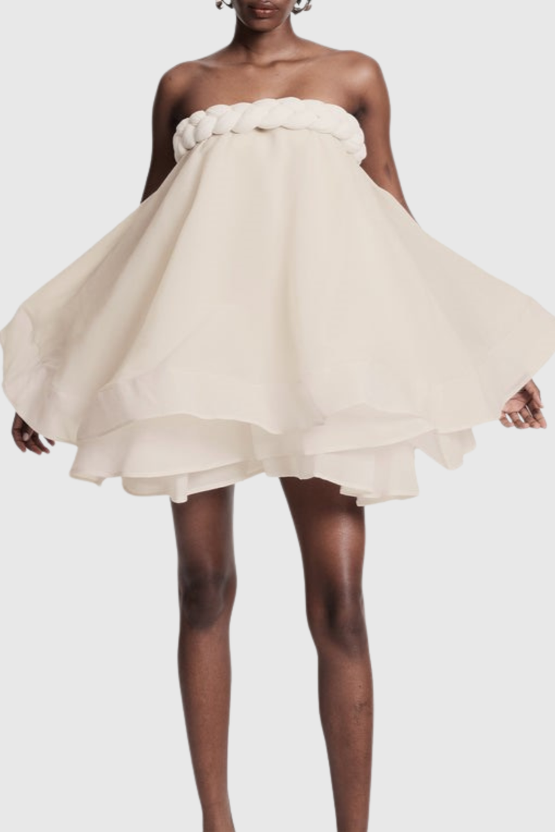 Gracefully Styled Dress for Any Occasion