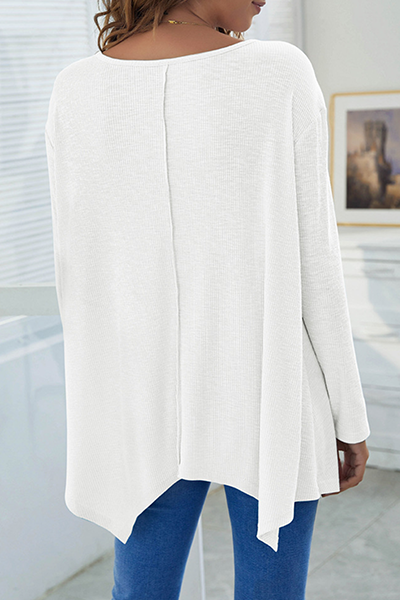 Gracefully Styled Top for Any Occasion