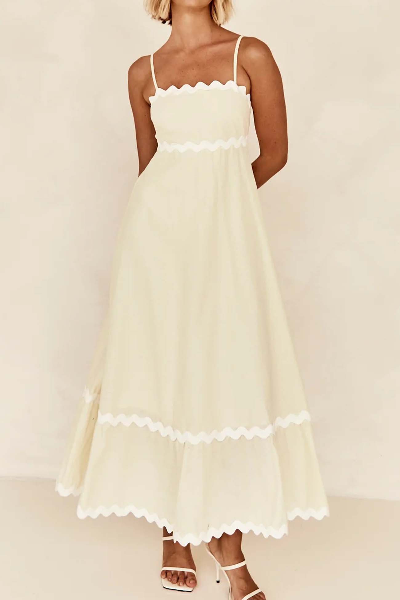 Classic Vintage & Enduringly Stylish Dress
