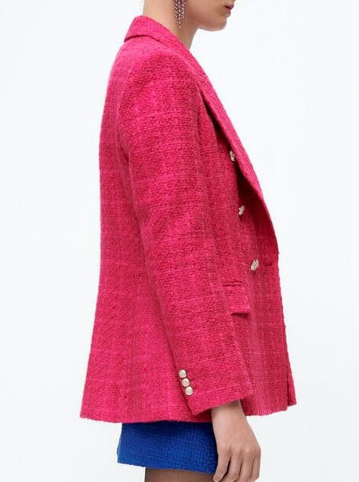 Gracefully Styled Garment for Any Occasion