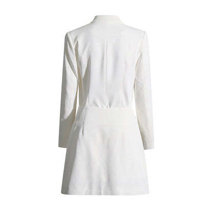 Well Tailored Garment with a Graceful Silhouette