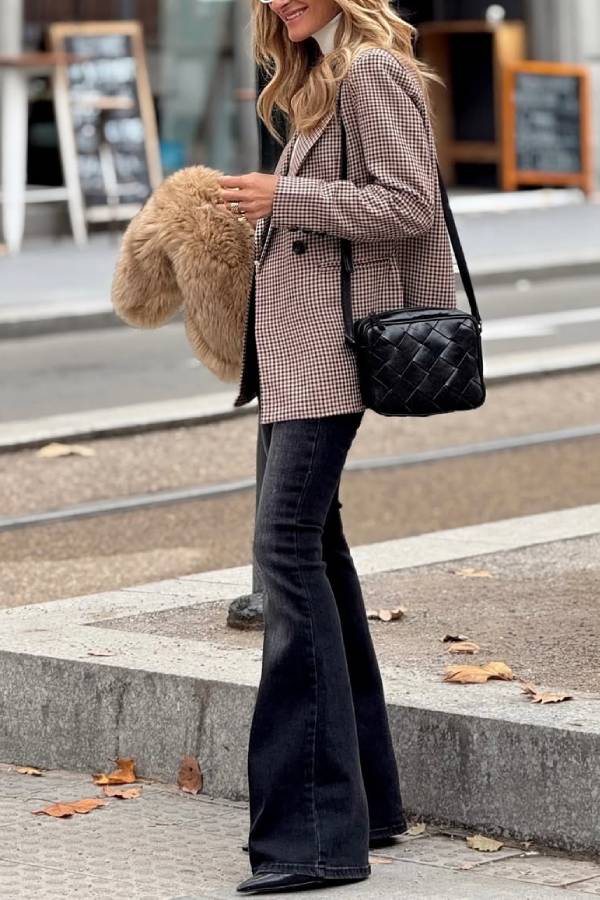 Elegantly Styled Jacket for Everyday Wear