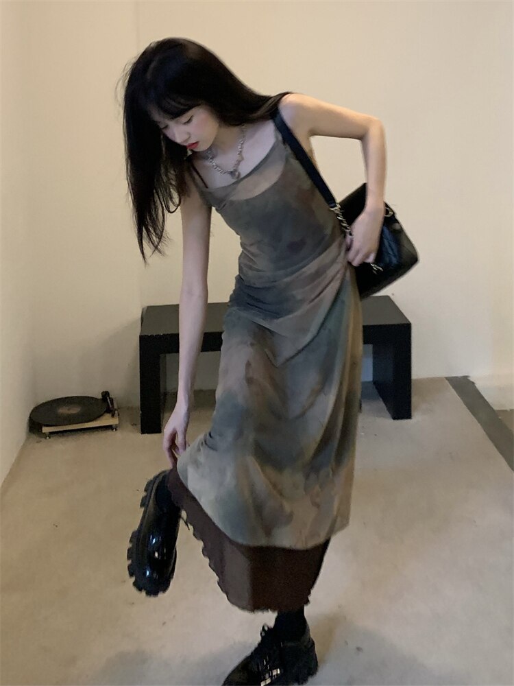 Classic Vintage & Enduringly Stylish Dress