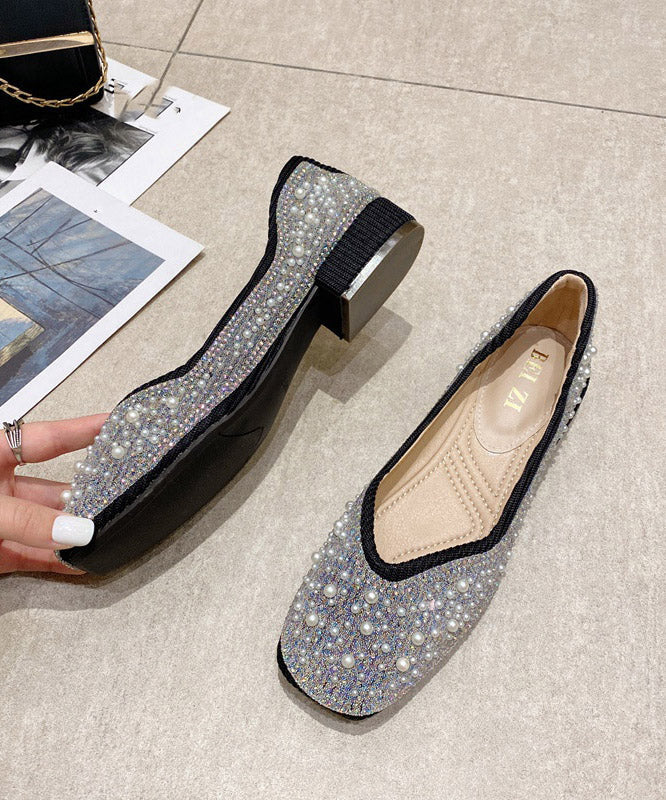Classic Vintage Shoes with a Flattering Fit