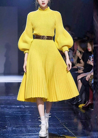 Classic Vintage Sweater with a Flattering Fit